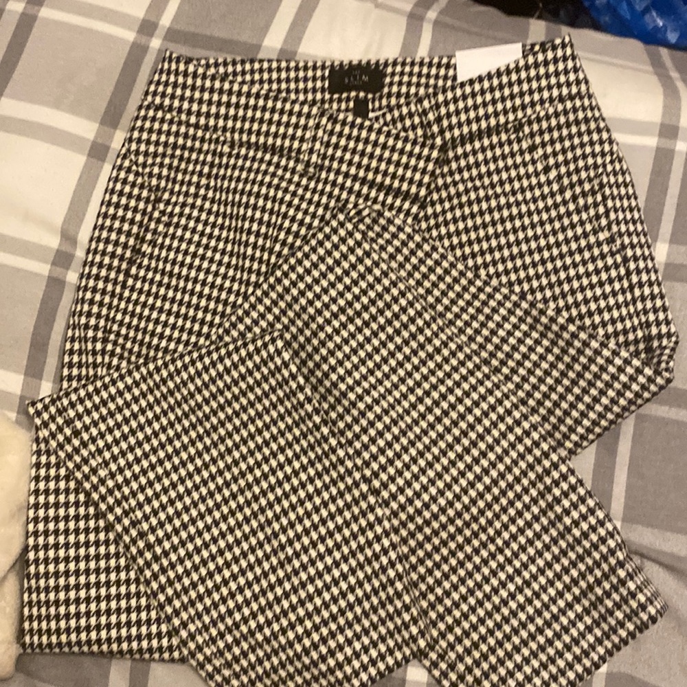White House Black Market sz 6. The slim ankle pant